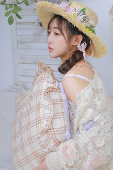 下女们