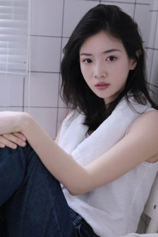 荡女妇边被C边呻吟久久网